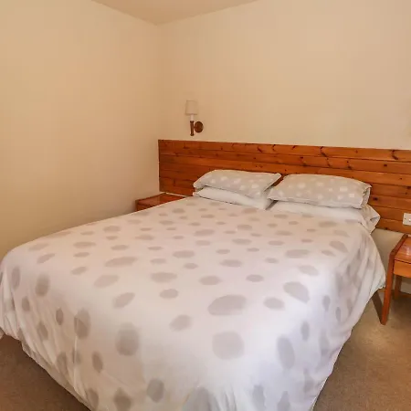 Elm Lodge-oak, Grange-over-sands בית נופש