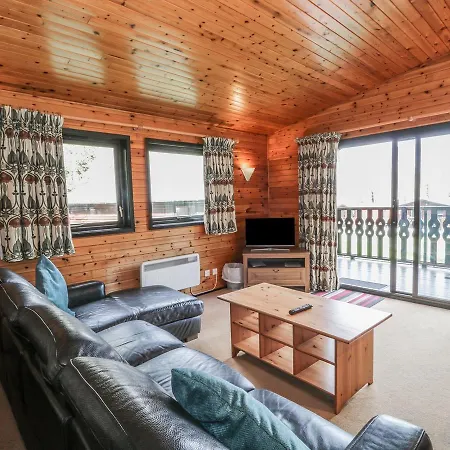 בית נופש Elm Lodge-oak, Grange-over-sands *