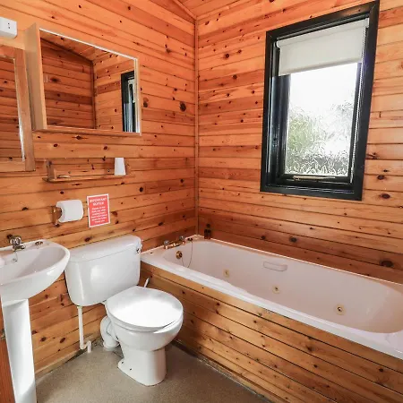 בית נופש Elm Lodge-oak, Grange-over-sands *